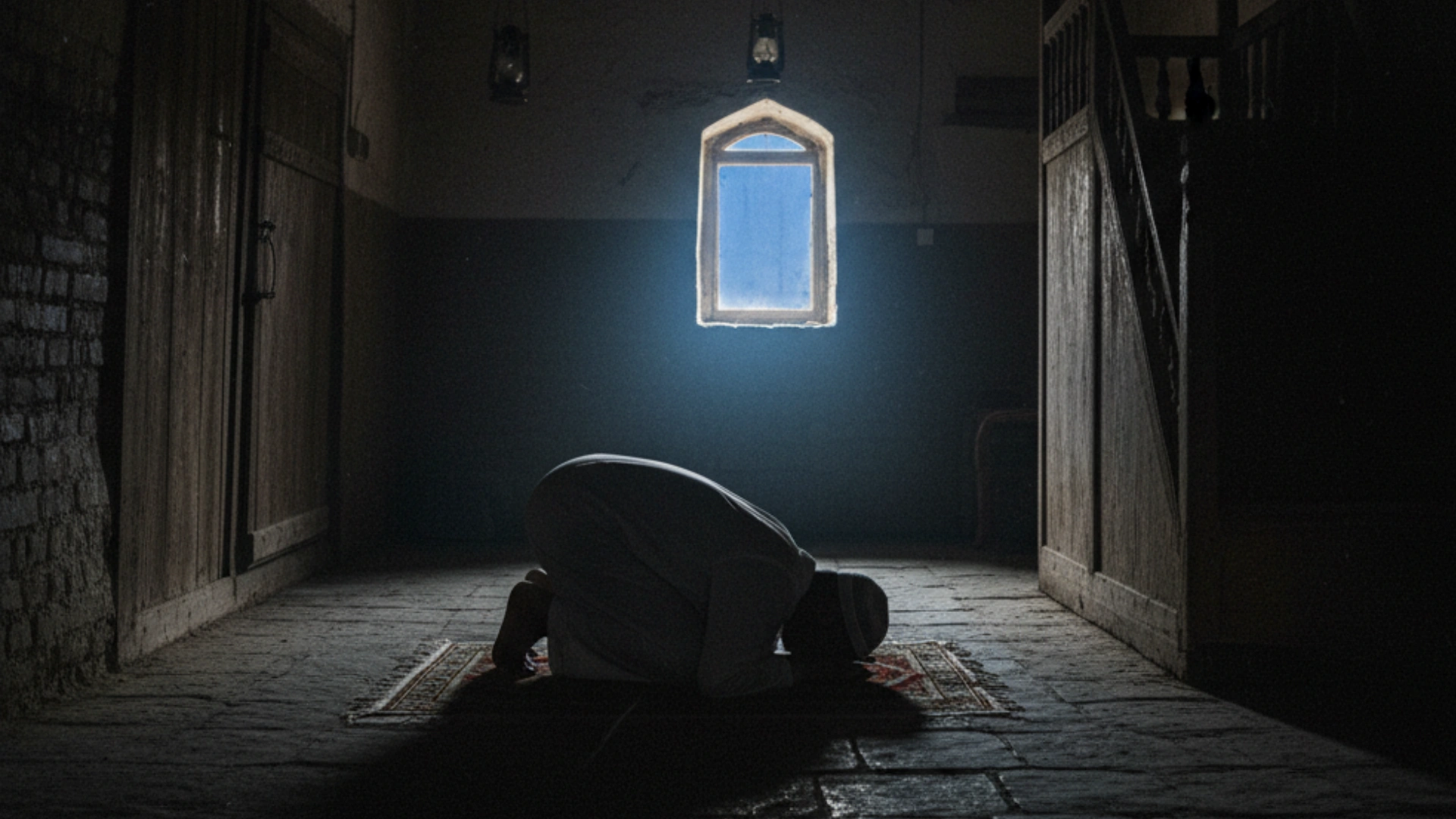 Wake up for Fajr for 30 days and watch your life transformation